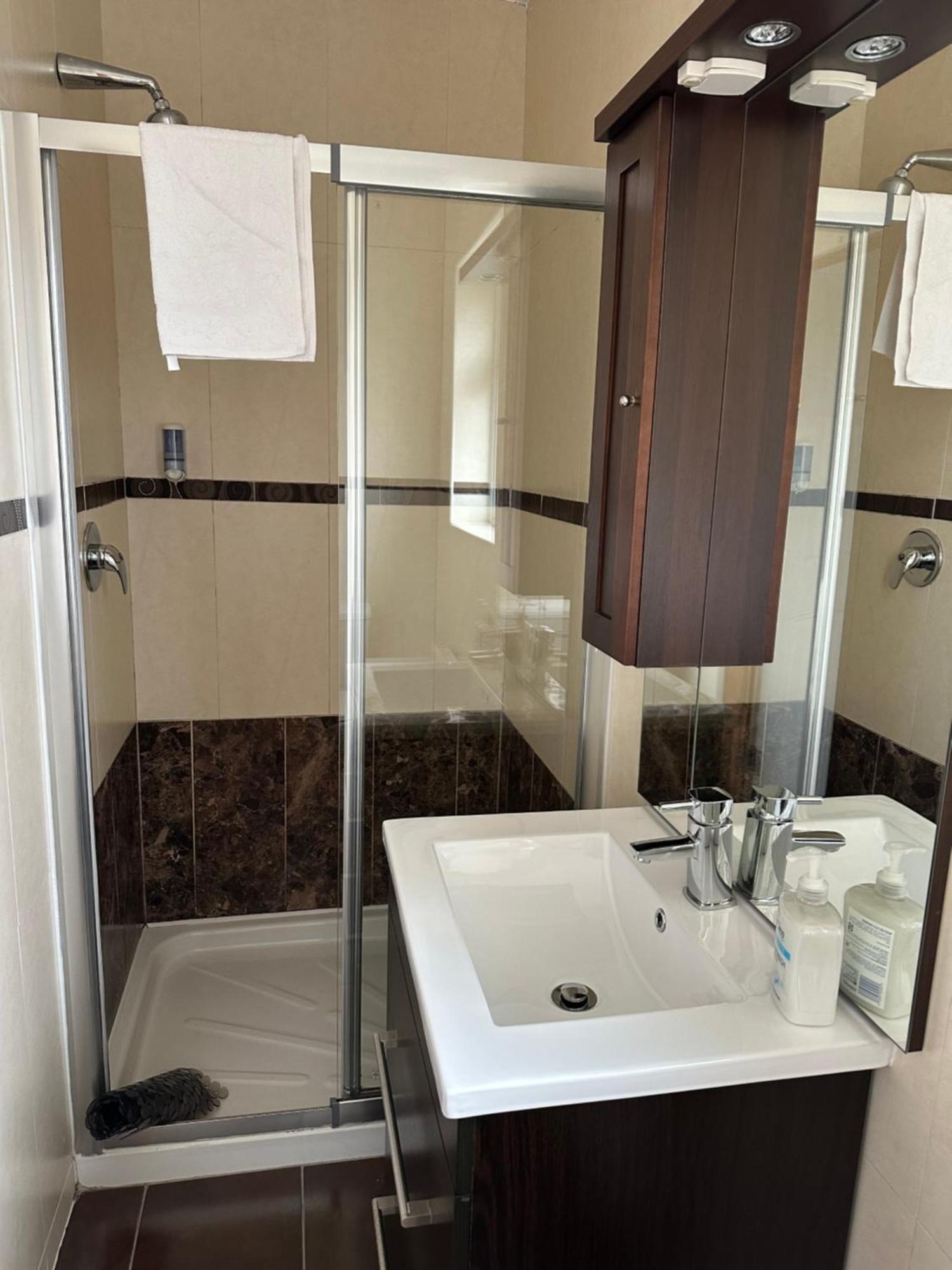 Carranross Accommodation 킬라니 외부 사진